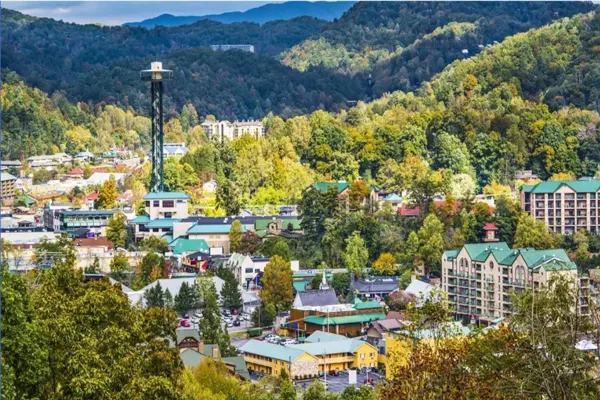 فورت وین، ایندیانا – صنعتی و ارزان