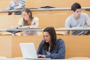 سوالات اسپیکینگ آیلتس با موضوع University