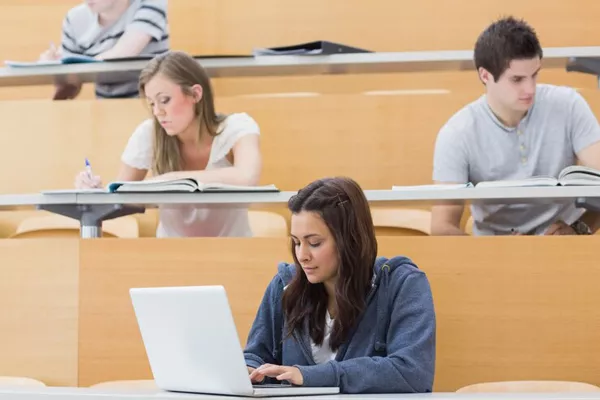 سوالات اسپیکینگ آیلتس با موضوع University